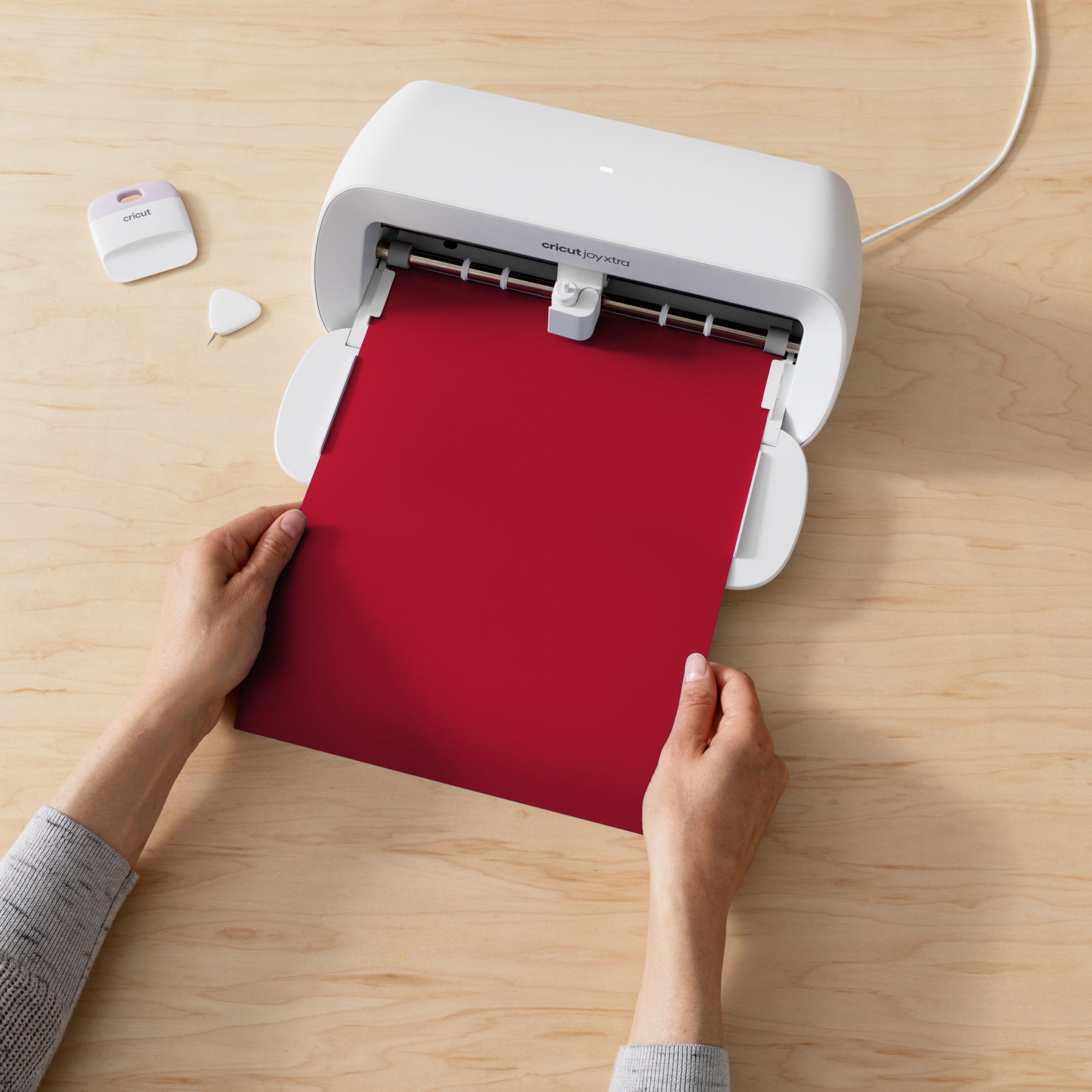 Cricut Smart Vinyl Permanent Joy Xtra 24,1x91,5cm 1 sheet (Red)